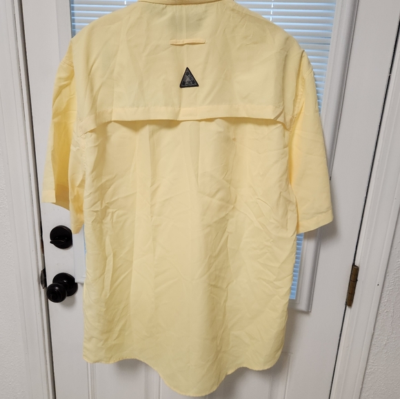 Clear water outfitters yellow xl men's fishing shirt - Picture 3 of 3